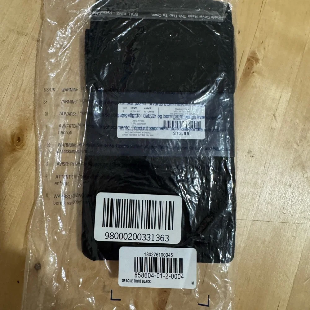GAP Opaque Tights Black Medium NWT Layering Lagenlook Winter